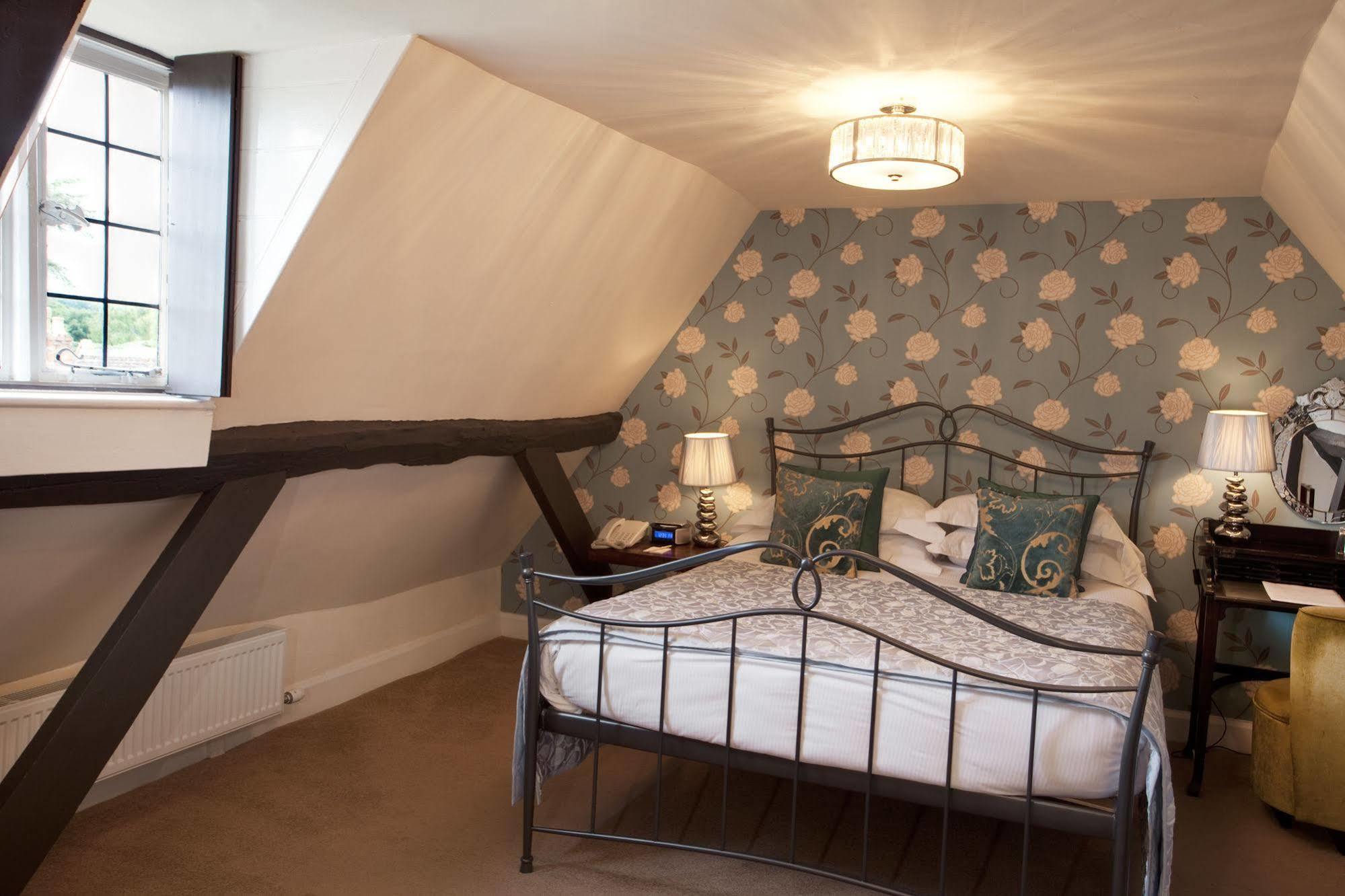 The Dial House Hotel Bourton-on-the-Water Exterior photo